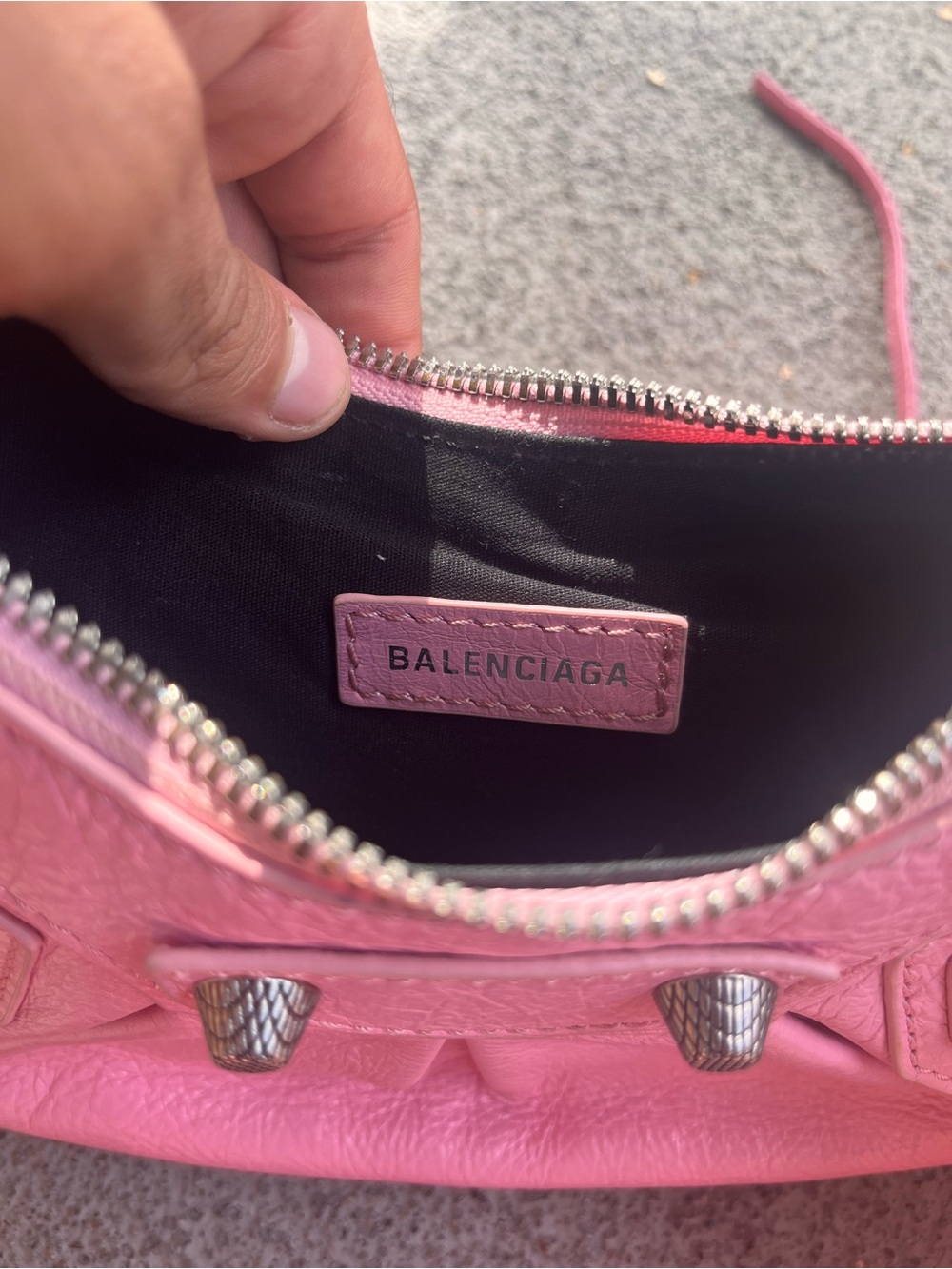 Balenciaga Le Cagole XS Shoulder Bag - Picture 7 of 13